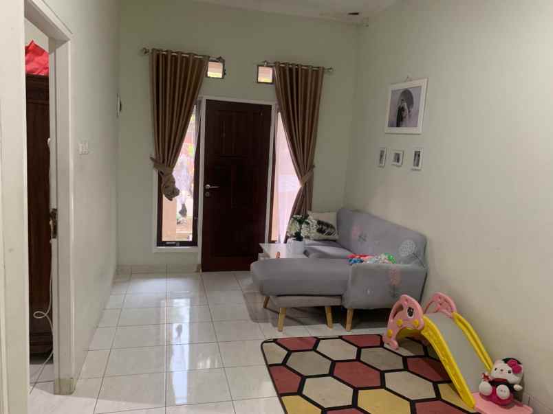 dijual rumah diover kredit rumah di