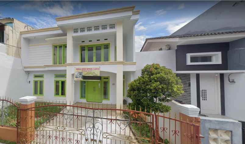 dijual rumah dukuh zamrud