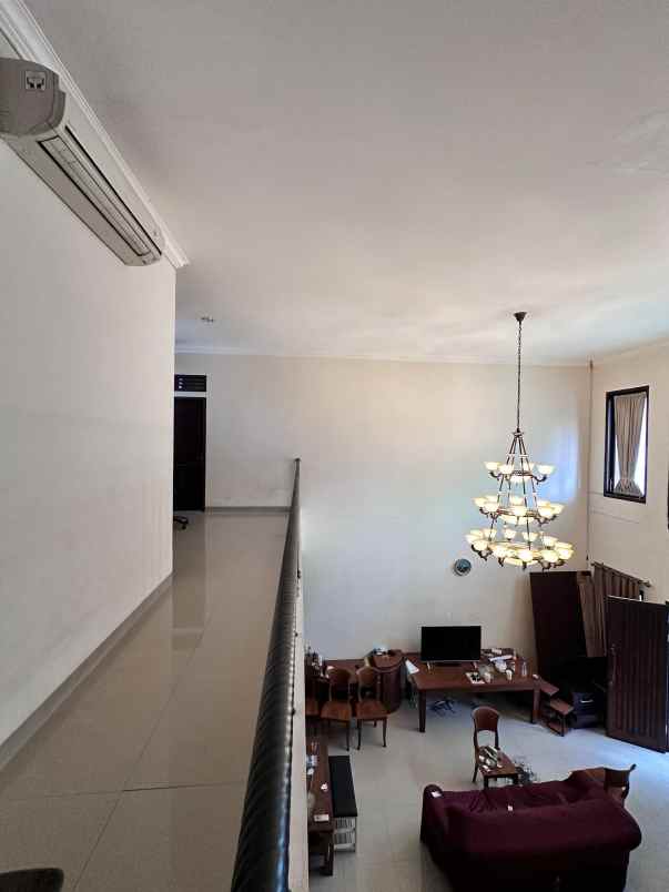 dijual rumah duren tiga jaksel