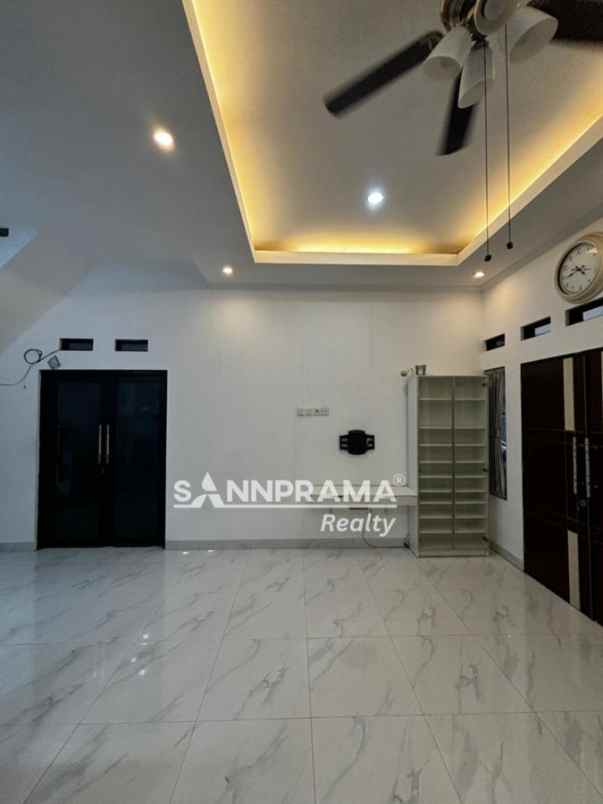 dijual rumah furnished dekat masjid kubah mas depok