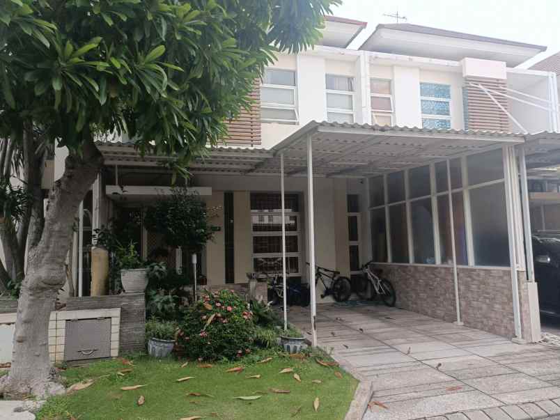 dijual rumah furnished di pakuwon surabaya timur