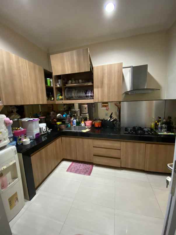 dijual rumah gading serpong