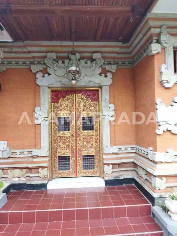 dijual rumah gatsu tengah