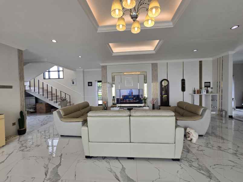 dijual rumah gegerkalong permai