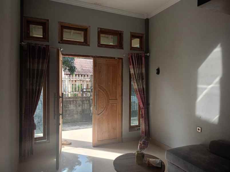 dijual rumah giri peni wates kulon progo