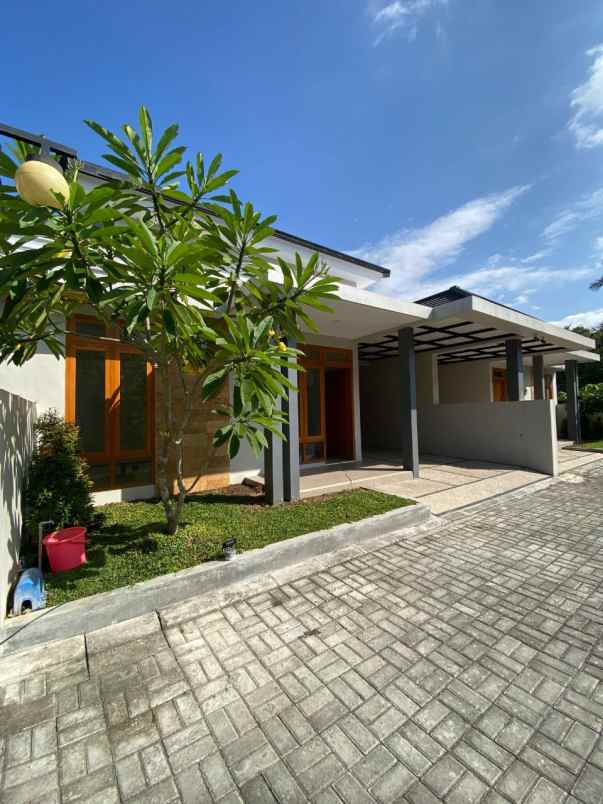 dijual rumah giripeni wates kulonprogo