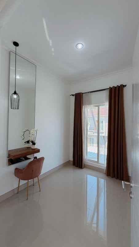 dijual rumah grand alexandria puri