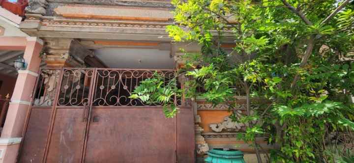 dijual rumah griya asri pakuwon city