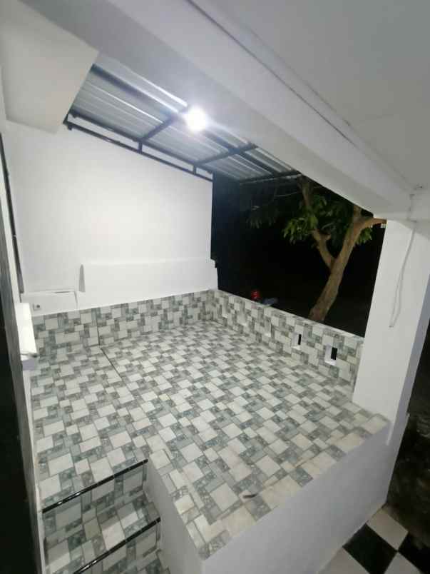 dijual rumah habis renov total di green wood semarang