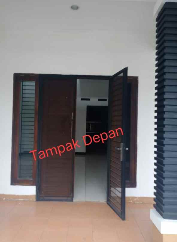 dijual rumah harapan indah 2 cluster aralia