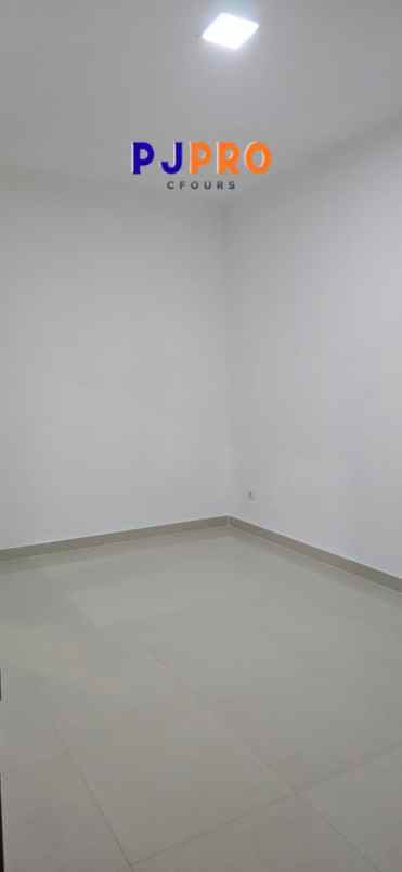 dijual rumah harapan indah cluster aralia