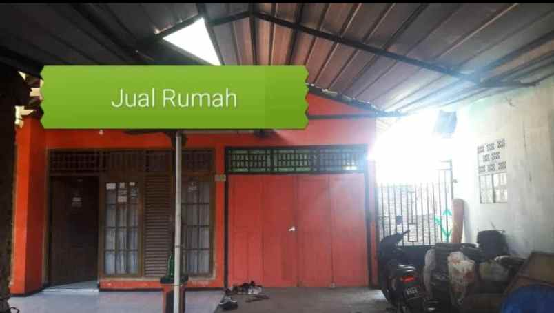 dijual rumah harga 1 m