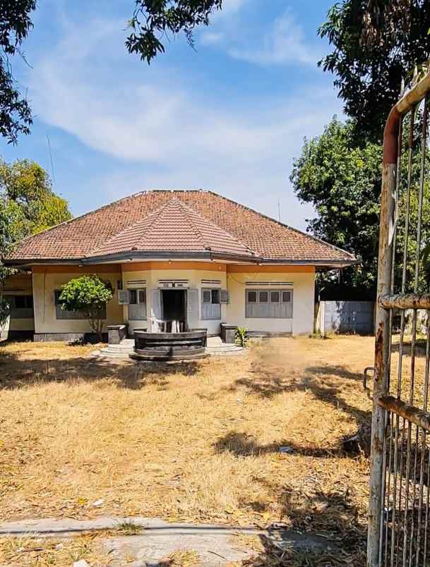 dijual rumah hayam wuruk