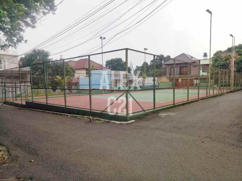 dijual rumah hook jati padang jakarta selatan