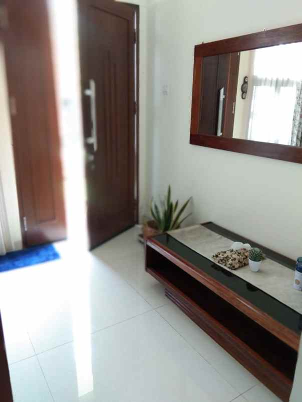 dijual rumah hunian di bintaro sektor 4