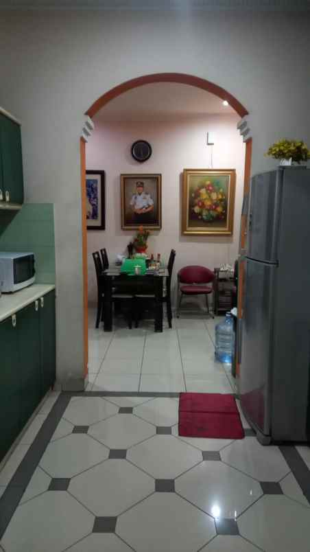 dijual rumah istana regency 1 blok d3 nomor 3