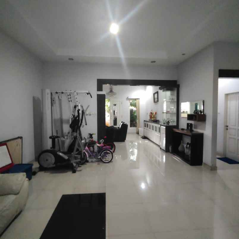 dijual rumah jalan bangka pela mampang