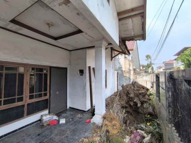 dijual rumah jalan cempaka putih timur