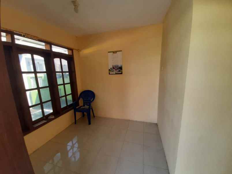 dijual rumah jalan danau kelimutu kel