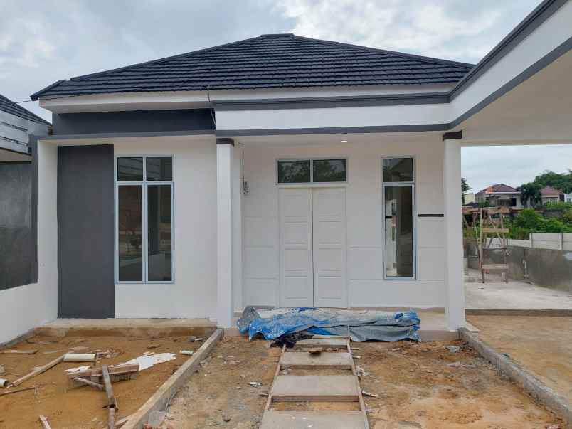 dijual rumah jalan delima srikandi