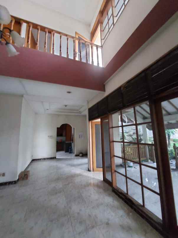 dijual rumah jalan kemiri beji kota depok