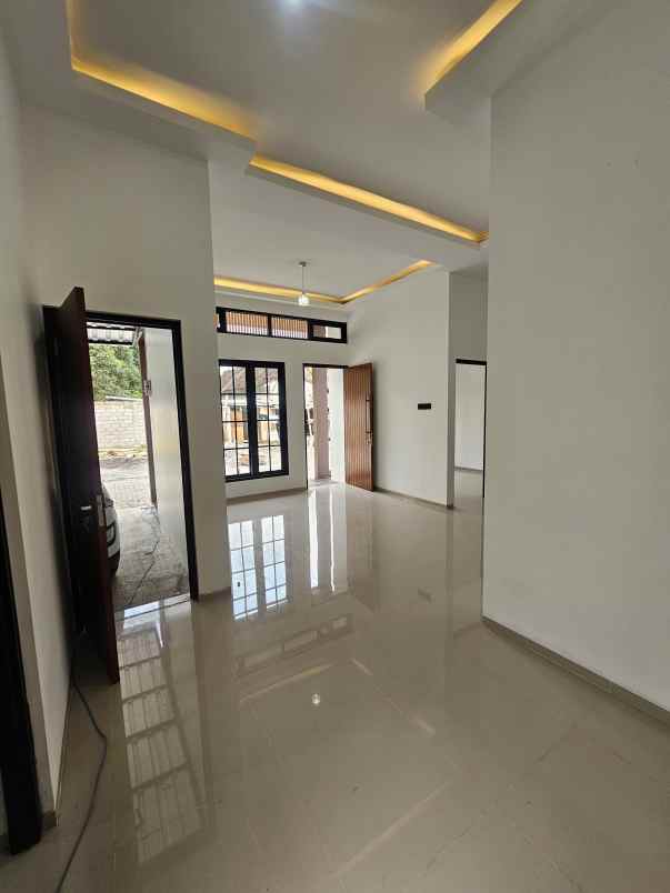 dijual rumah jalan magelang pasar sleman