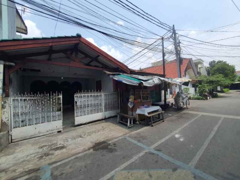 dijual rumah jalan pulo asem timur