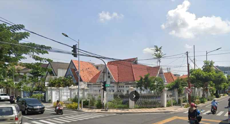 dijual rumah jalan raya diponegoro