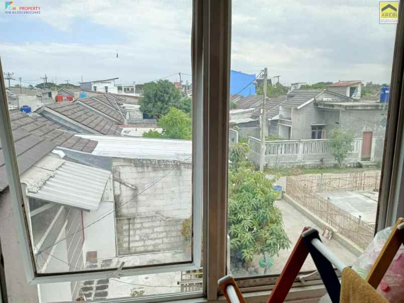 dijual rumah jalan raya jejalen