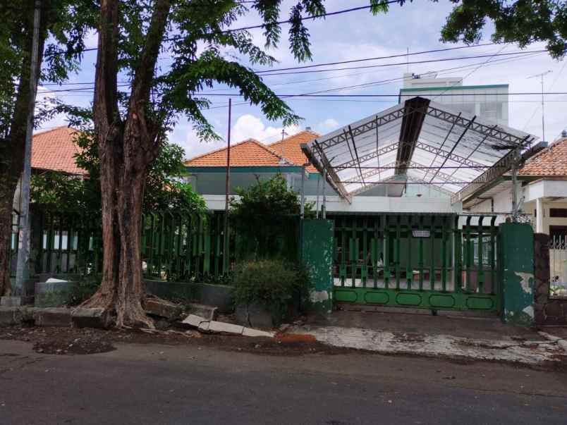 dijual rumah jalan slamet