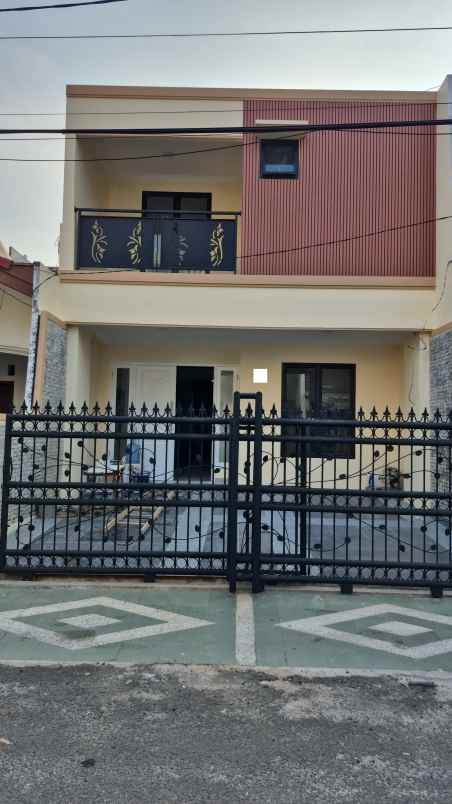 dijual rumah janur hijau