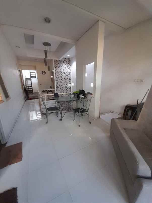 dijual rumah jati rawamangun