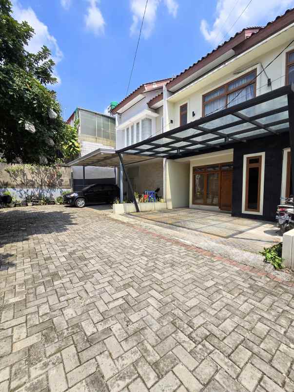 dijual rumah jatibening baru bekasi