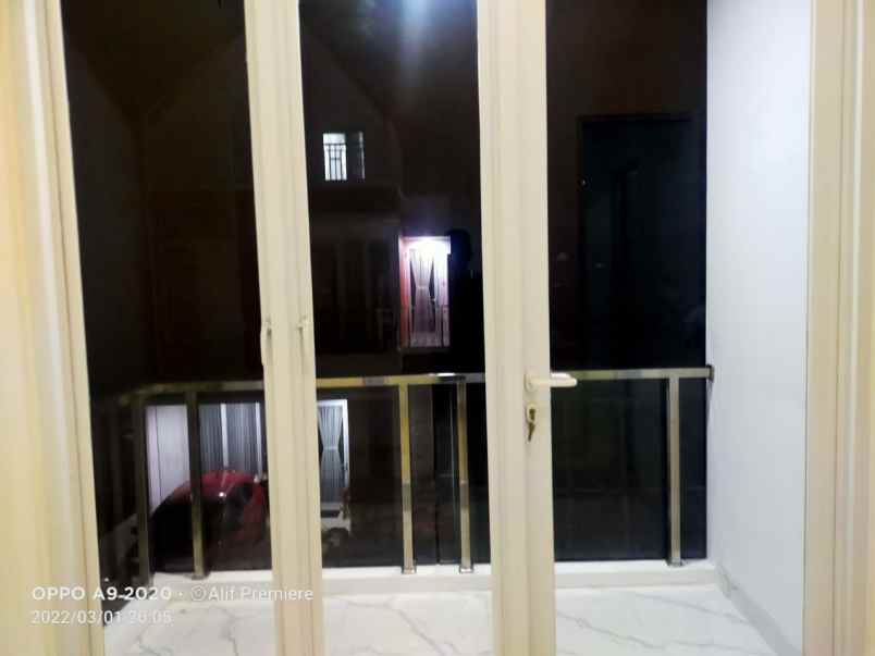 dijual rumah jatibening kec pd gede