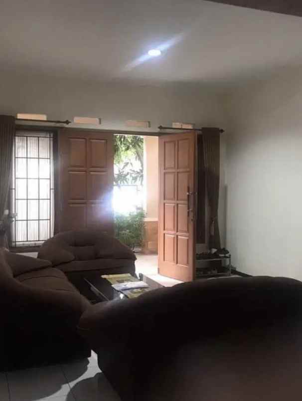 dijual rumah ji bantaran barat
