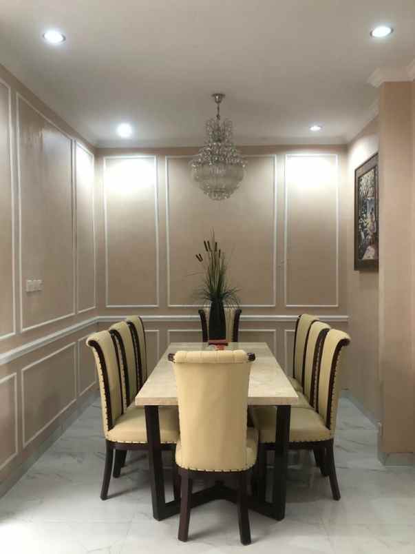 dijual rumah jingganagara