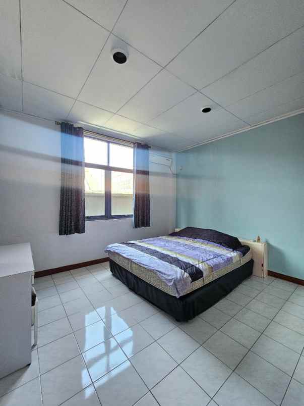 dijual rumah jl antasari raya