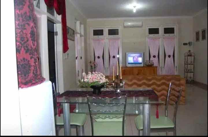 dijual rumah jl bukit indah serua ciputat