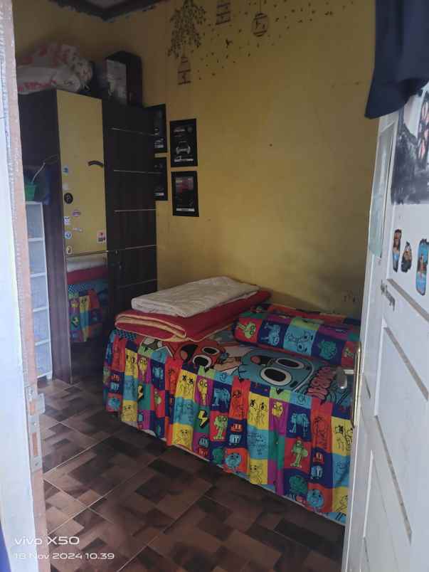 dijual rumah jl bunga inem