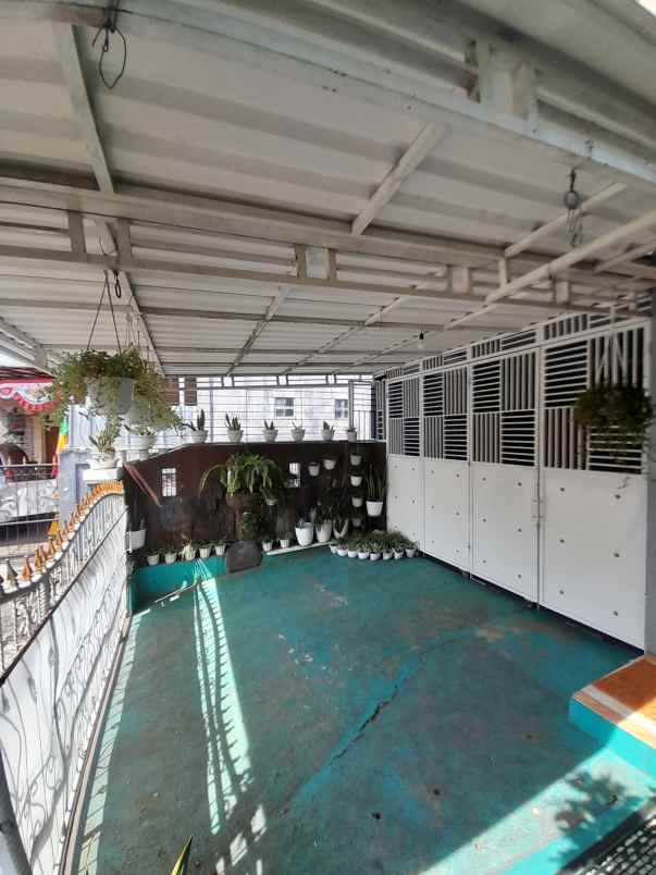 dijual rumah jl caringin raya jalan h