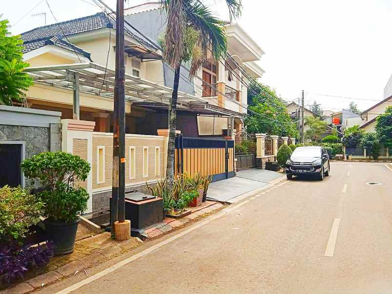 dijual rumah jl duren sawit jakarta timur