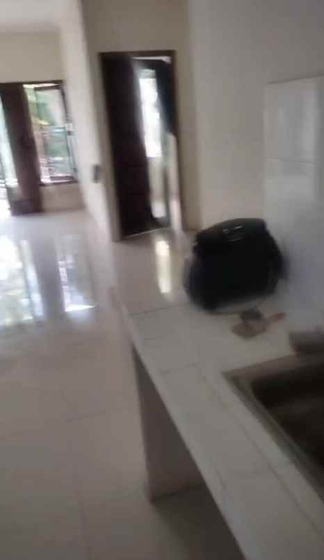 dijual rumah jl jatikramat bekasi kota