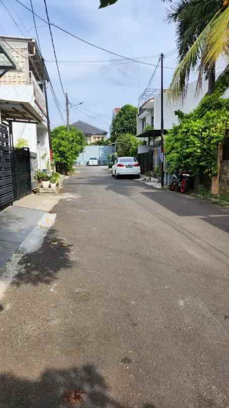 dijual rumah jl kav marinir pondok