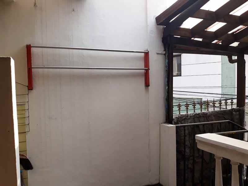 dijual rumah jl kebalen ii kel