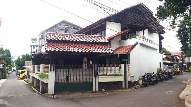 dijual rumah jl kebalen ii kel