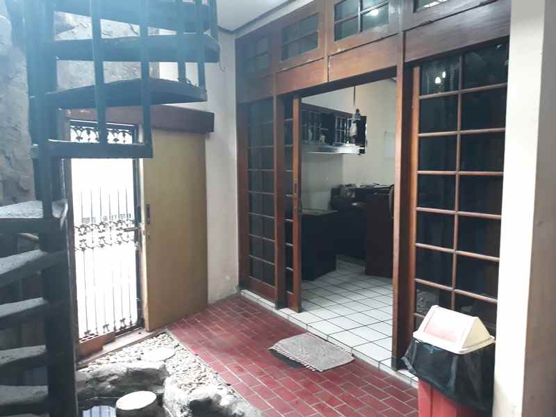 dijual rumah jl kebalen ii kel