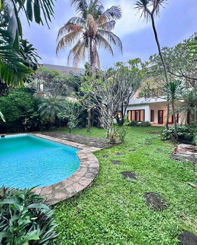 dijual rumah jl kemang dalam bangka kec