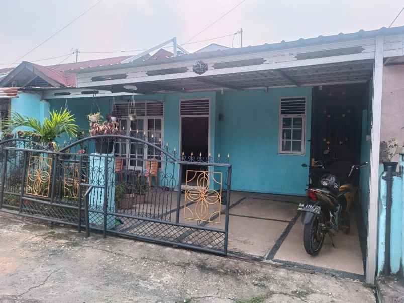 dijual rumah jl kesuma jl tengkubey