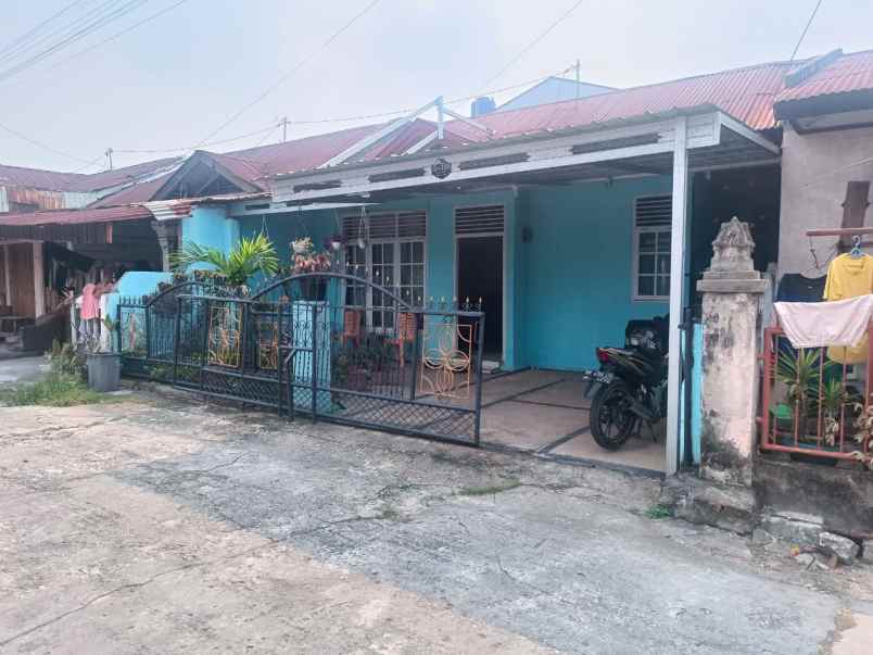 dijual rumah jl kesuma jl tengkubey