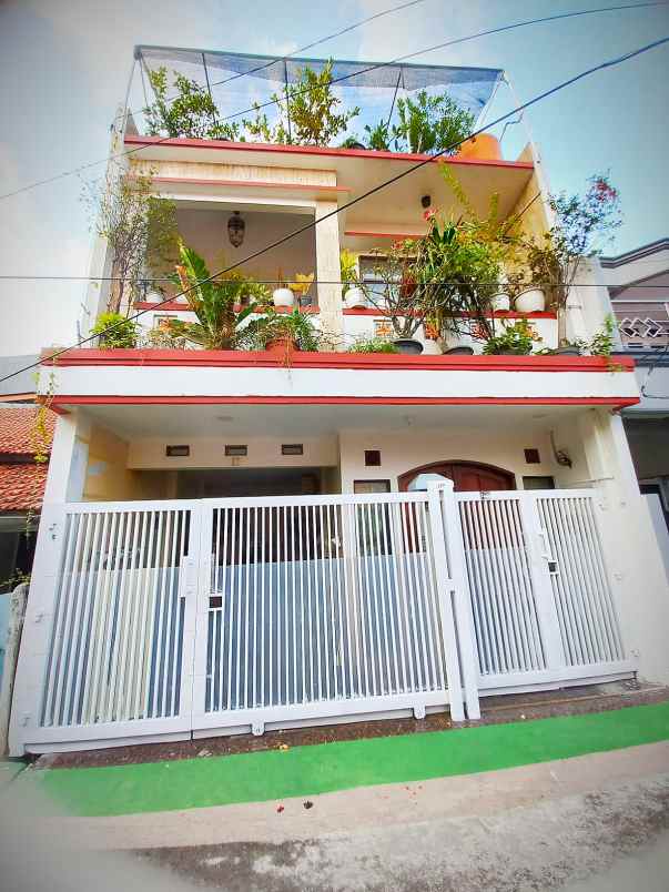 dijual rumah jl kolonel sugiono komplek